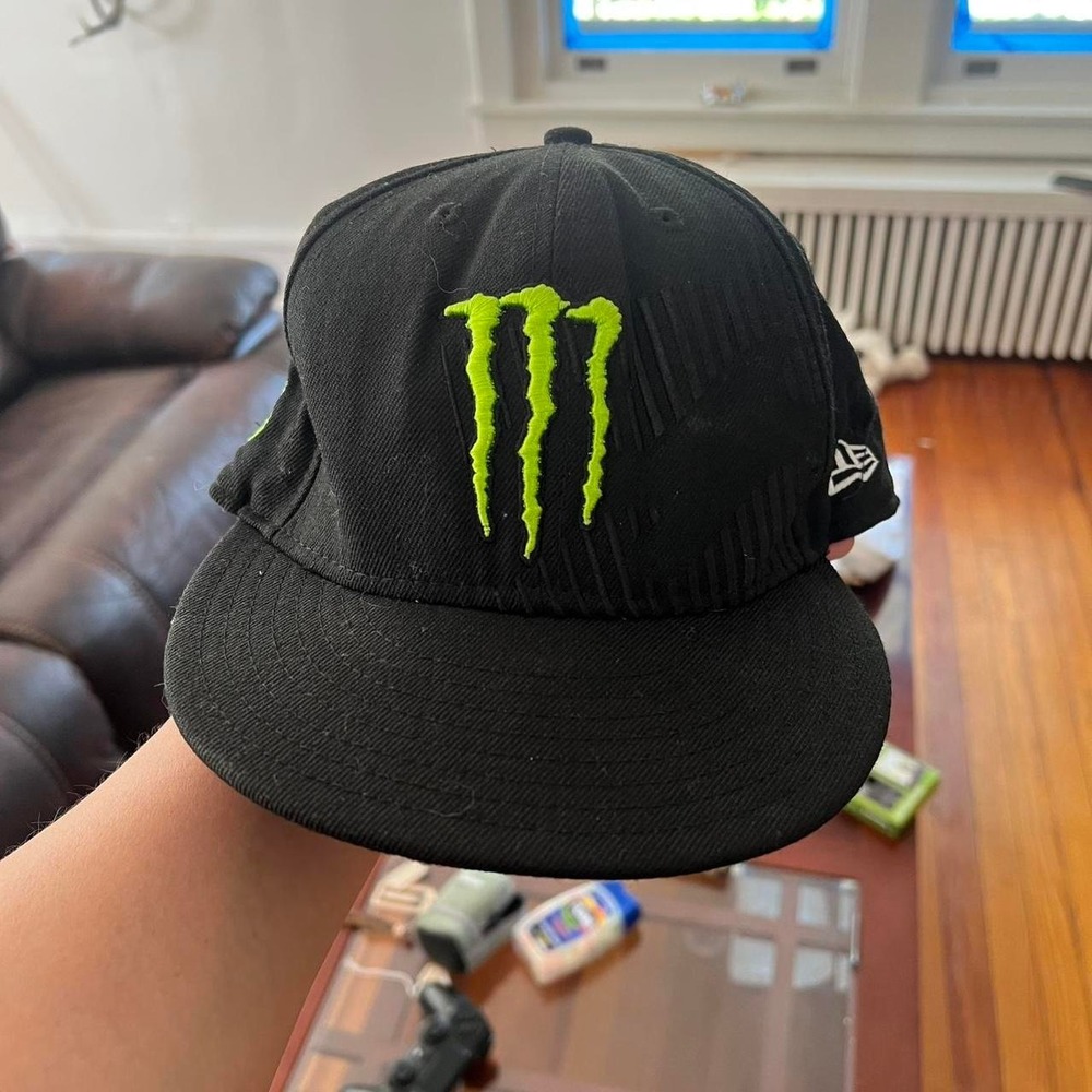 2010s Fitted Monster Energy Drink New Era hat size 7 5/8
